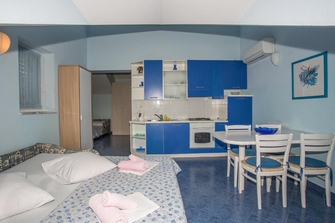 Villa Jerkan Podstrana Exteriör bild